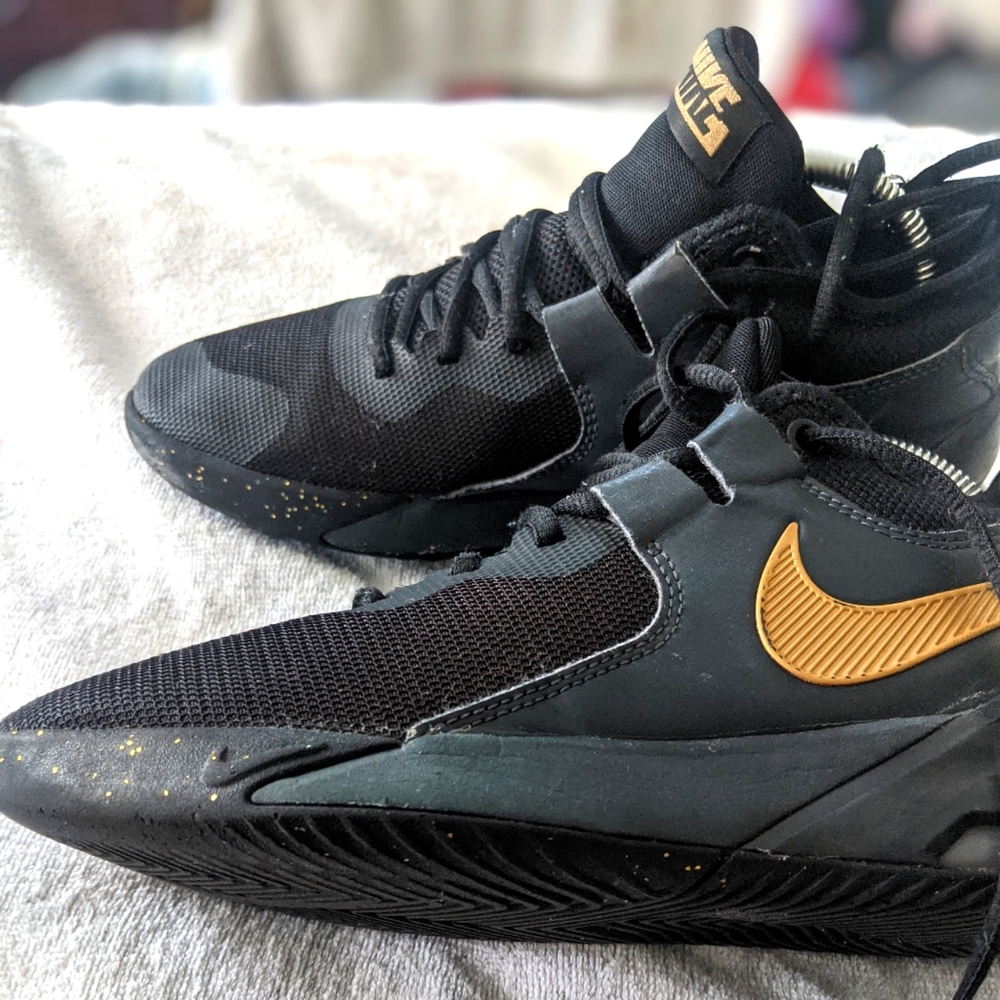 Nike Air Max Impact Basketball Shoes - Picture 4 of 10